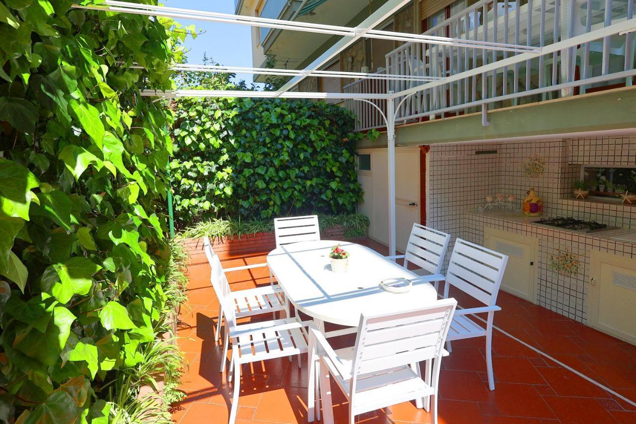 Garden House Giulia Apartment Соренто Екстериор снимка