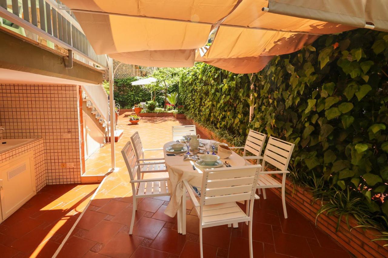 Garden House Giulia Apartment Соренто Екстериор снимка