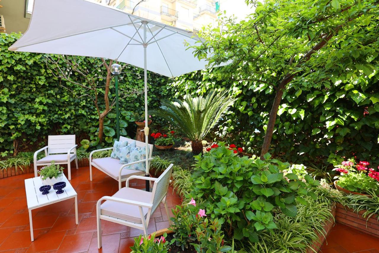 Garden House Giulia Apartment Соренто Екстериор снимка